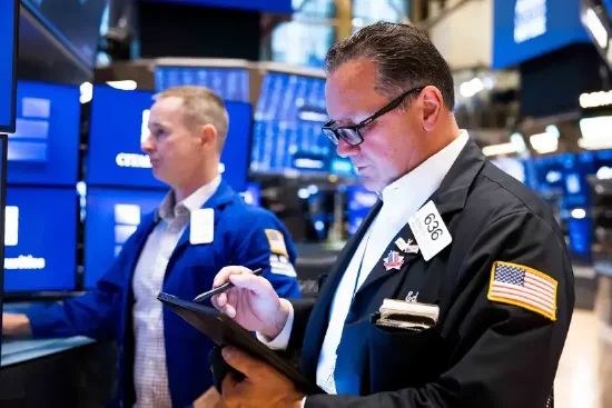 欧维策略 收盘：美股涨跌不一 市场关注联储政策与中东局势